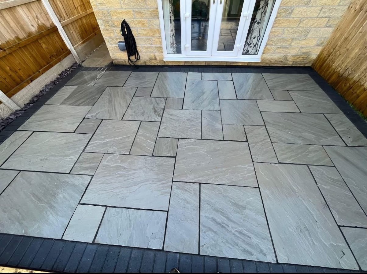 Builder: Image 4